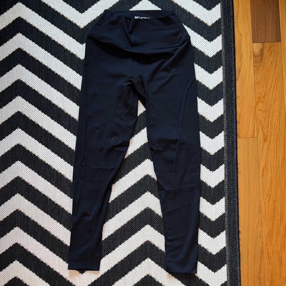 Worn Once SET ACTIVE black Sportbody leggings M